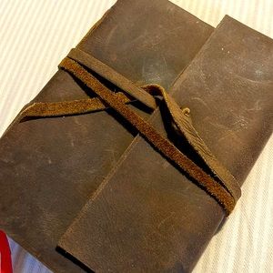 leather notebook 5 in. by 7 in. ☺️📔